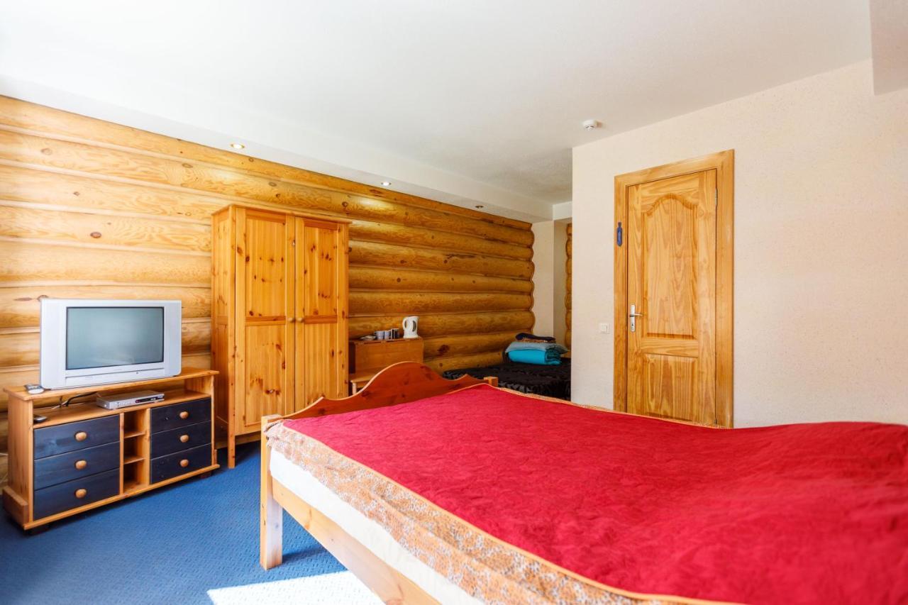 Viesu Nams “Dimantu Ferma” Hotel Ikšķile Екстериор снимка