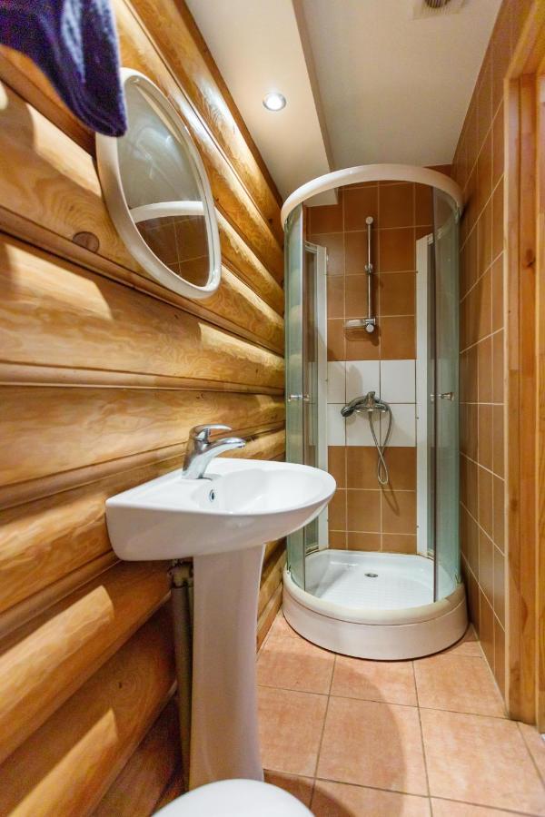 Viesu Nams “Dimantu Ferma” Hotel Ikšķile Екстериор снимка